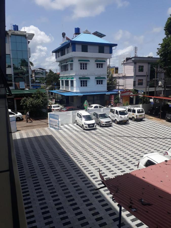 Style Homes Suites Kodungallur Bagian luar foto