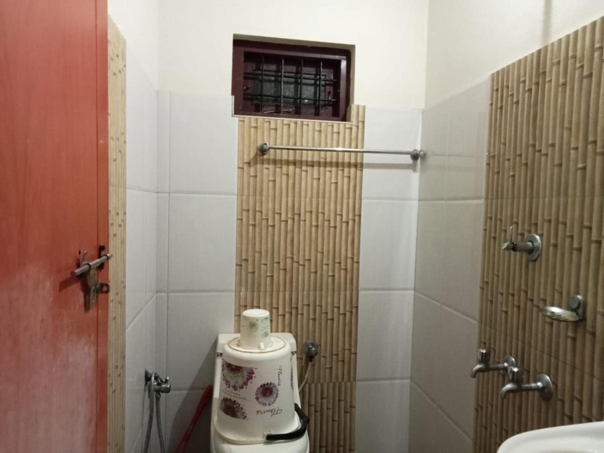 Style Homes Suites Kodungallur Bagian luar foto